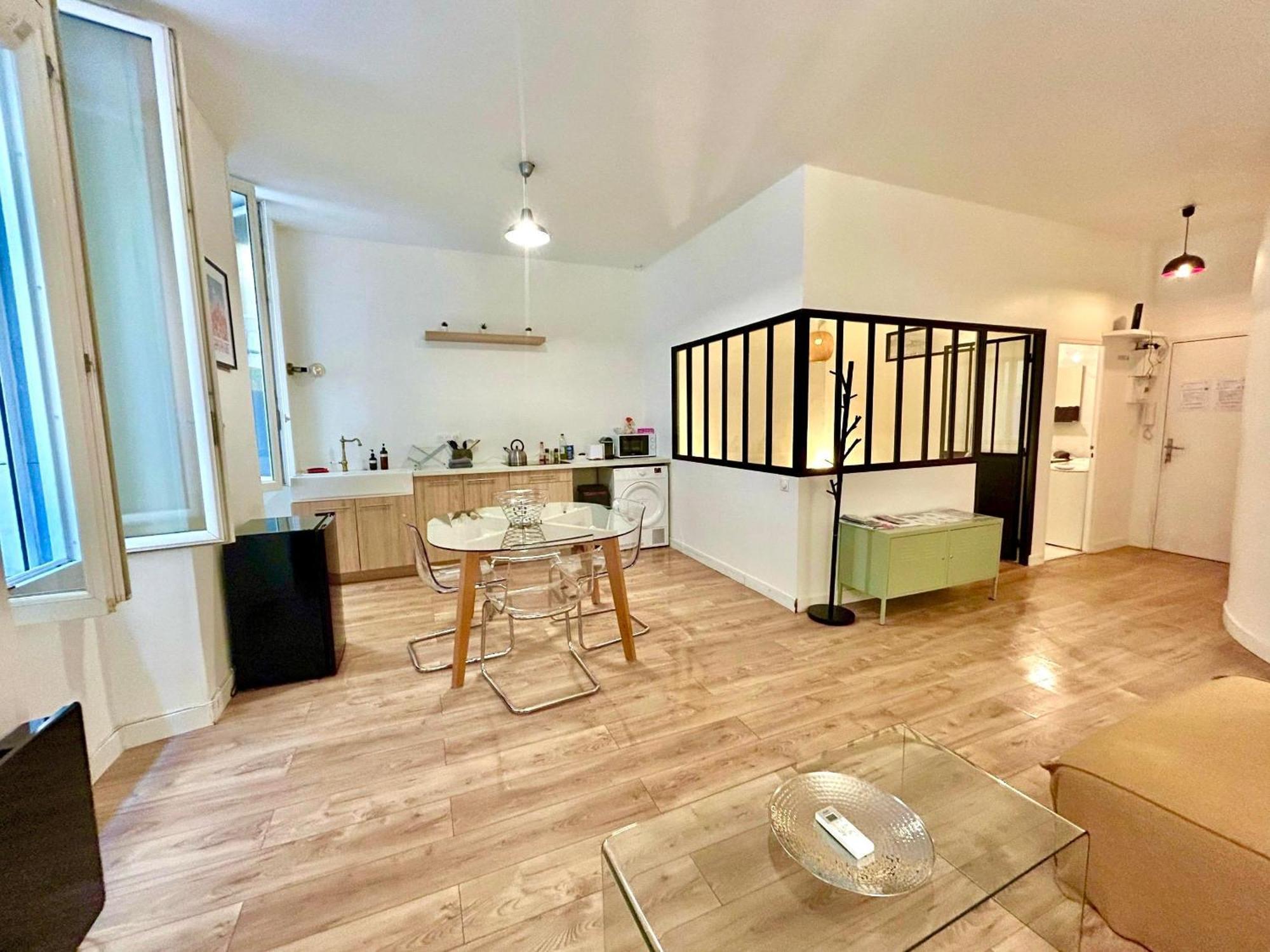 Chez Marie Et Romain- Appartement De Charme Au Coeur De La Joliette Proche Panier Centre Ville マルセイユ エクステリア 写真