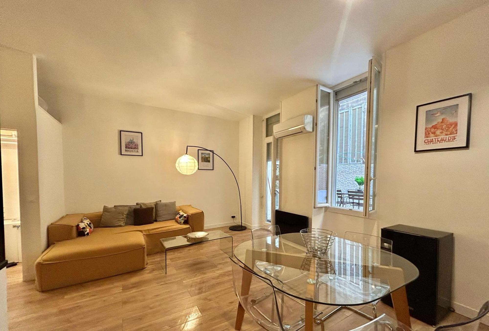 Chez Marie Et Romain- Appartement De Charme Au Coeur De La Joliette Proche Panier Centre Ville マルセイユ エクステリア 写真